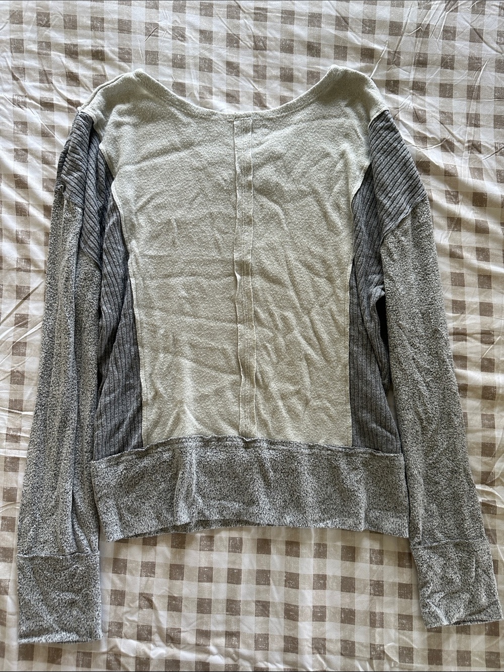 BKE Long Sleeve Two-Tone Gray Knit Pullover